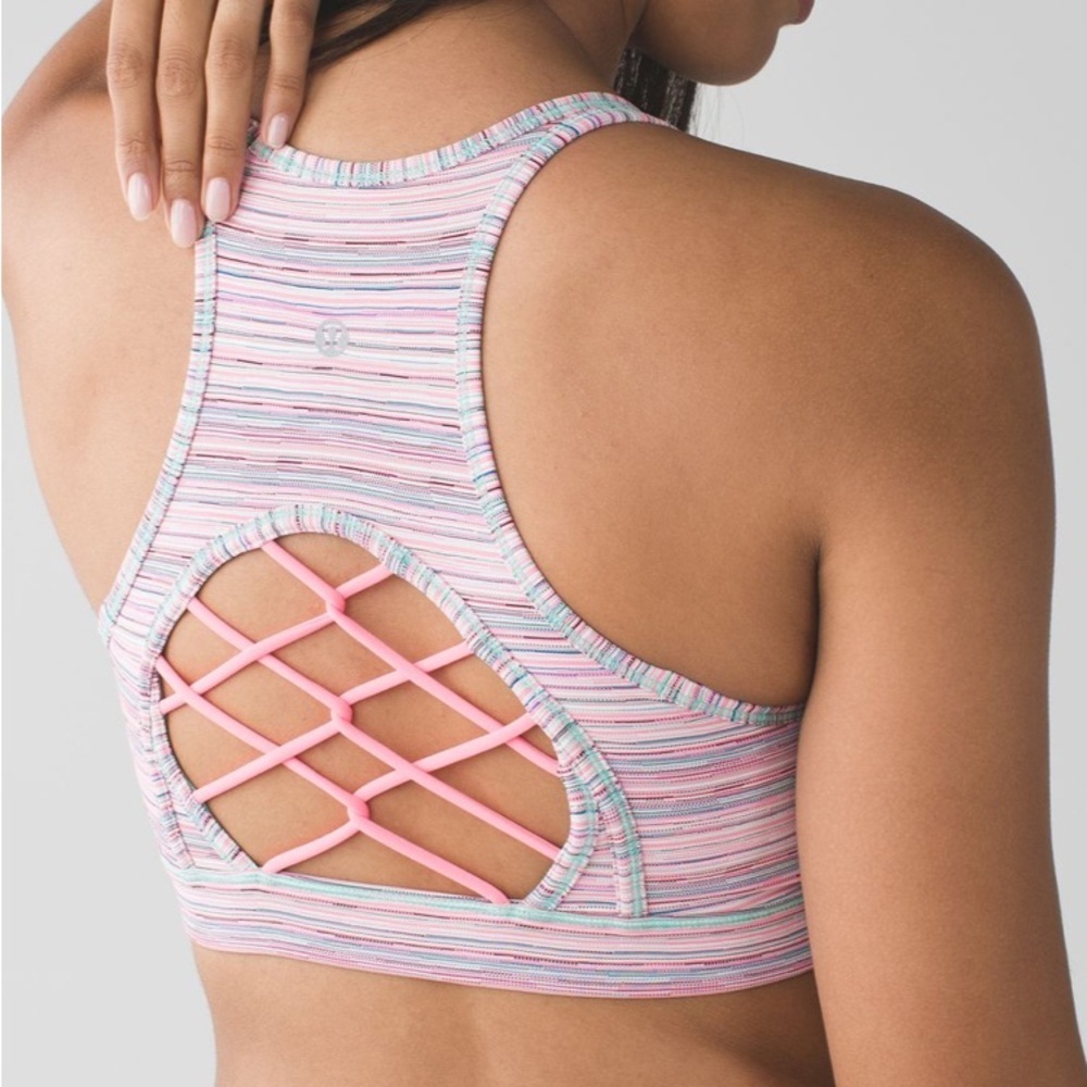 Women’s Lululemon Sweaty Or Not Sports Bra Ii Strappy Reflective Size 4